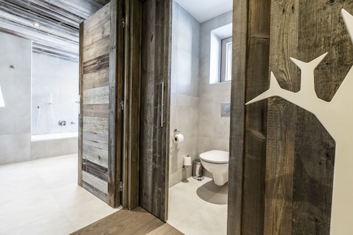 Chalet Hotel Crychar