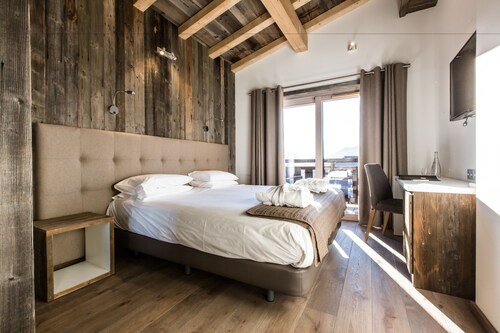 Chalet Hotel Crychar