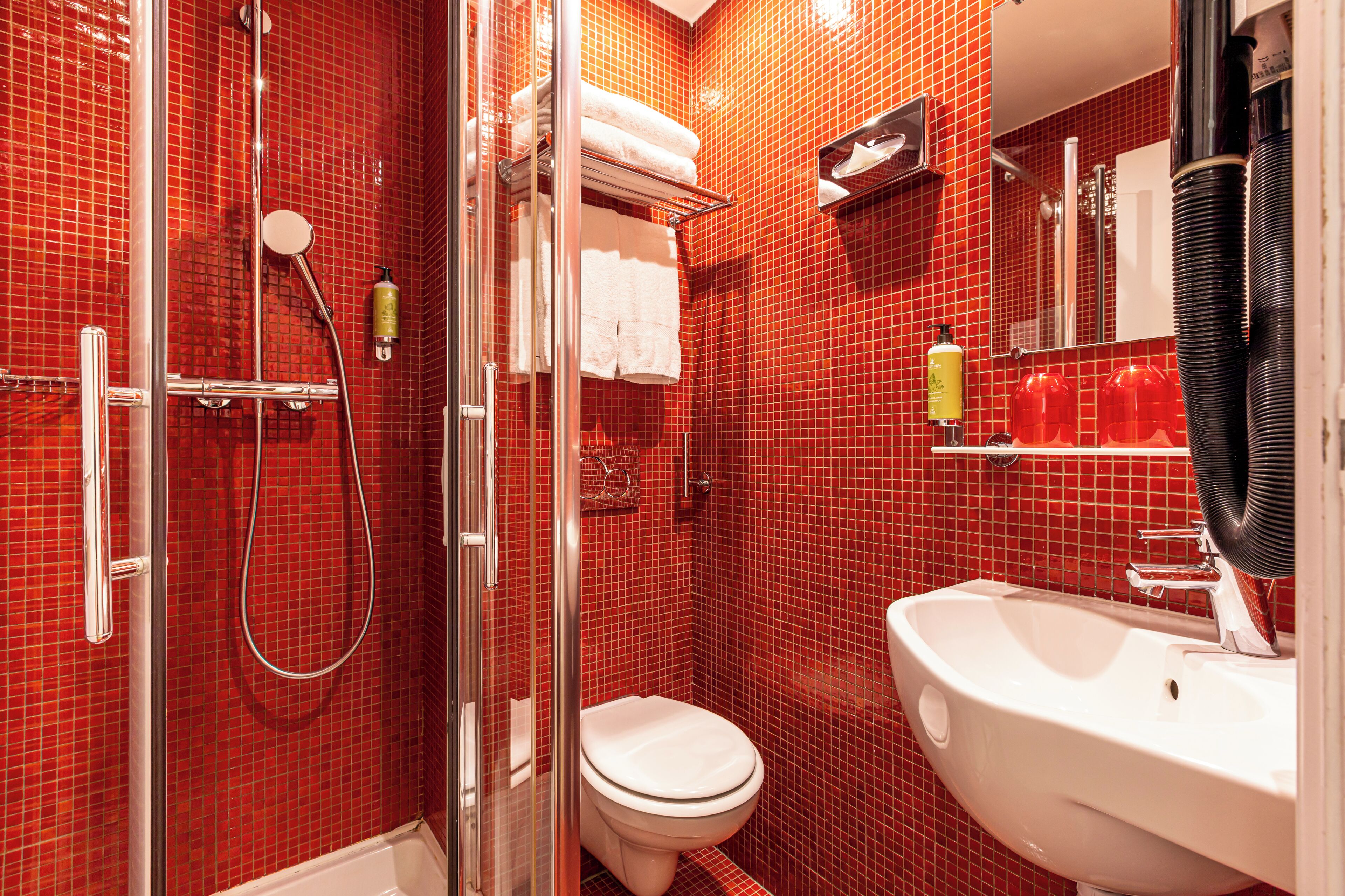 superior double room, balcony, garden view | bathroom | hair dryer, slippers, towels