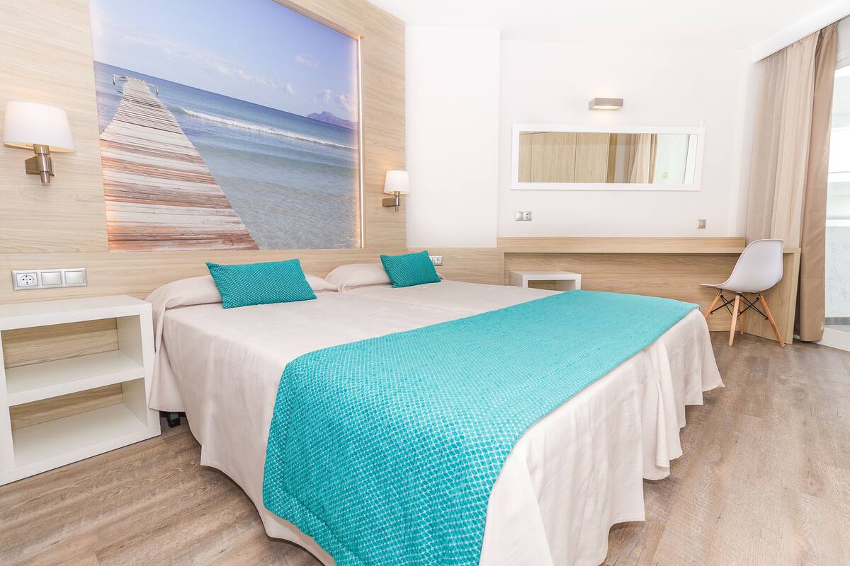 Apartment, 1 Bedroom, Balcony | Desk, WiFi (free), bed sheets