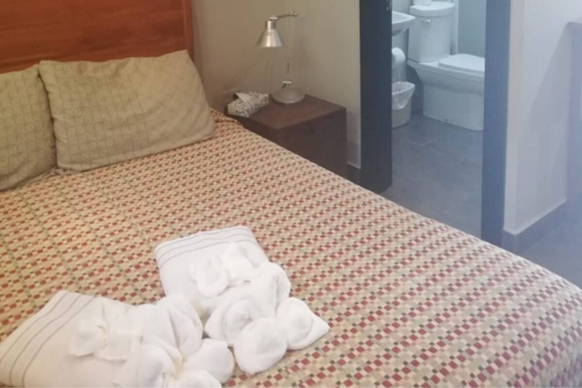 Queen Room No Terrace Kitchenette - No View | Egyptian cotton sheets, premium bedding, minibar, in-room safe