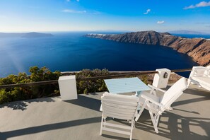 Exterior - Ilioperato Hotel (Santorini)