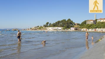 Beach nearby, beach towels