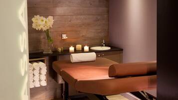 Massage/treatment rooms, massages