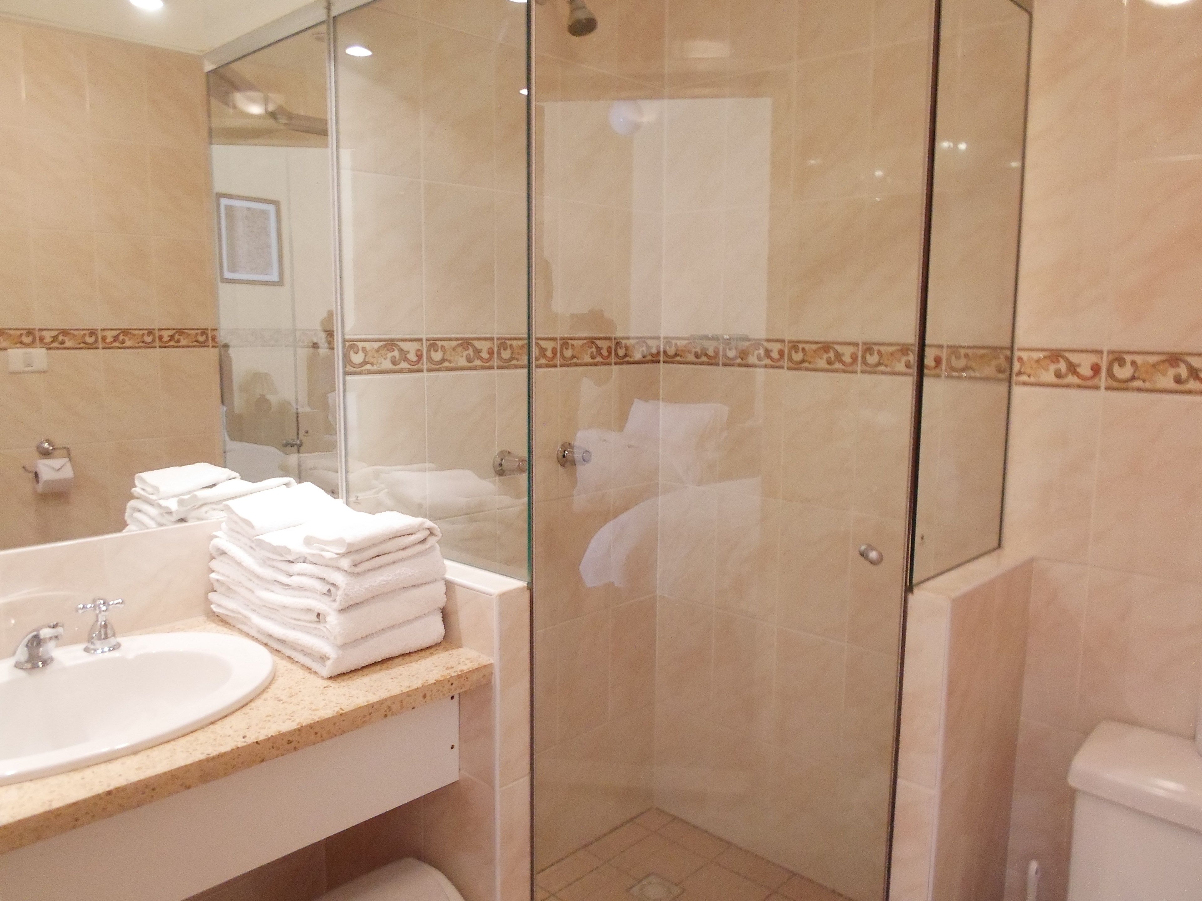 triple room | in-room safe, desk, free wifi