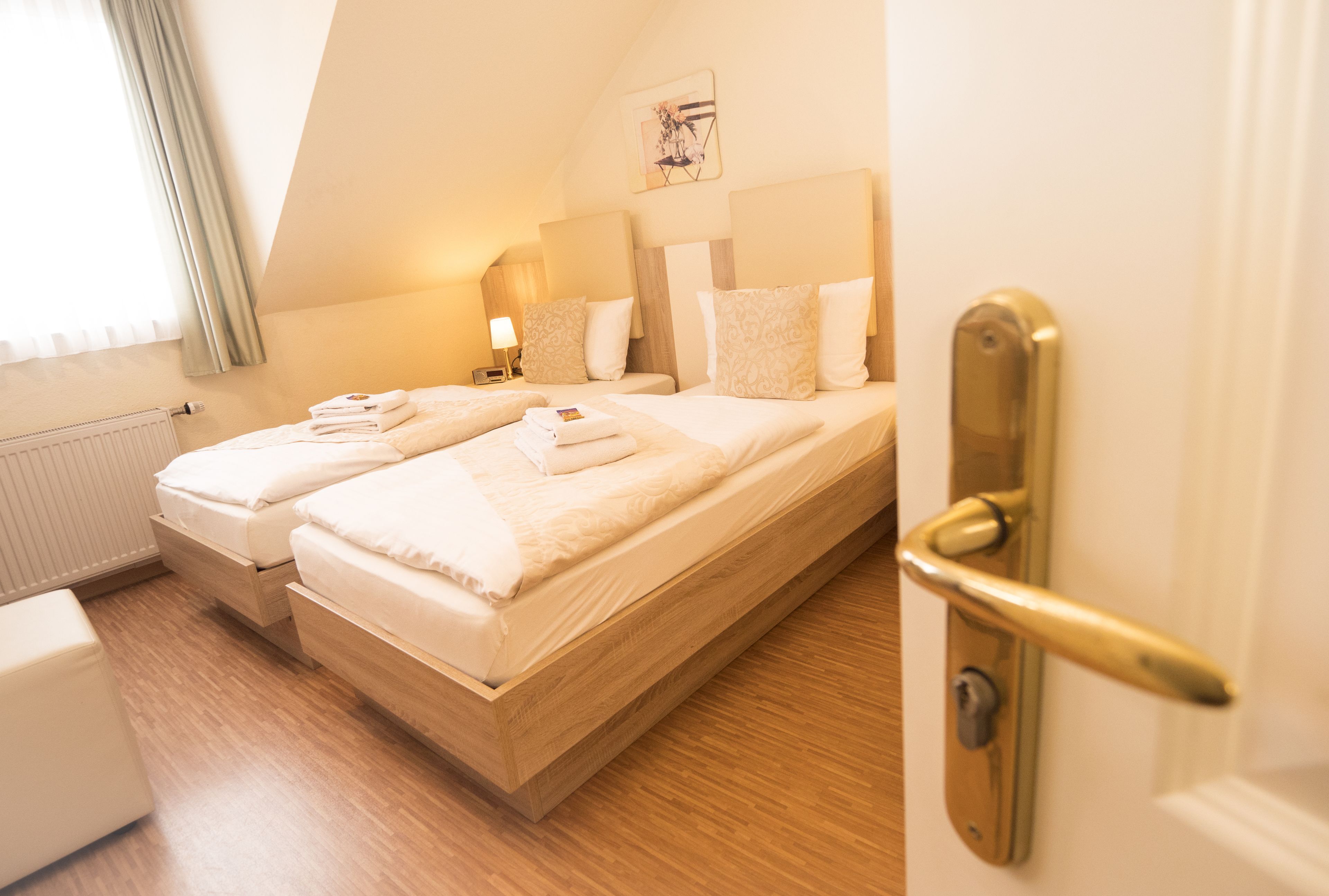 individually furnished, desk, soundproofing, iron/ironing board