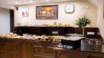 Petit déjeuner buffet compris tous les jours