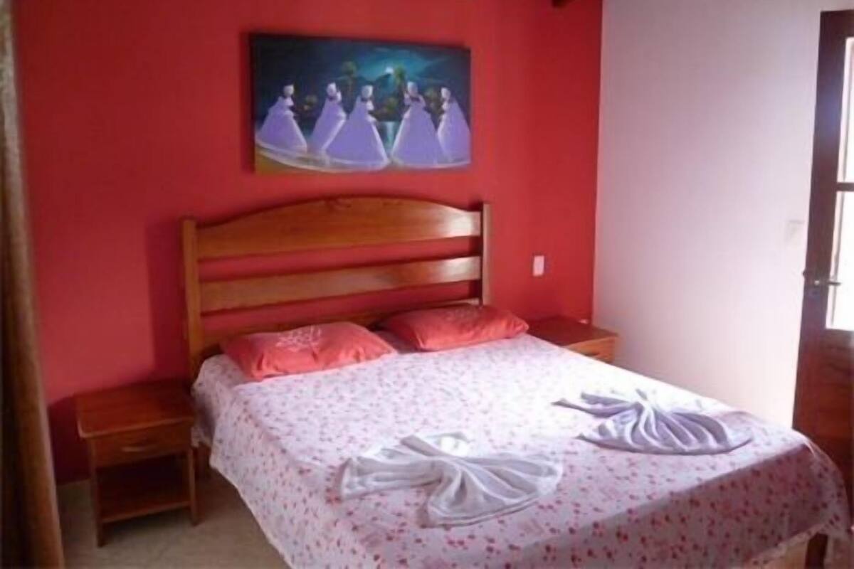 Deluxe Quadruple Room | Pillow-top beds, soundproofing, free cots/infant beds, rollaway beds