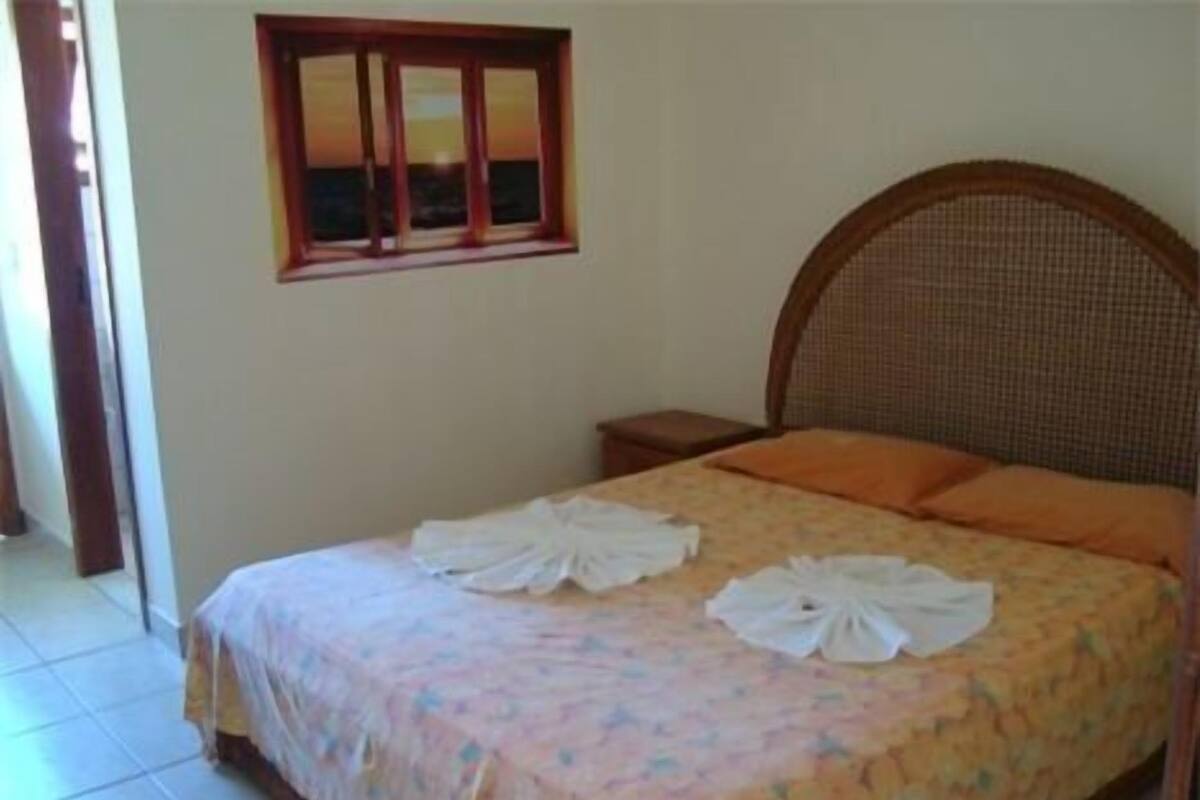 Deluxe Room (Quintuple) | Pillow-top beds, soundproofing, free cots/infant beds, rollaway beds