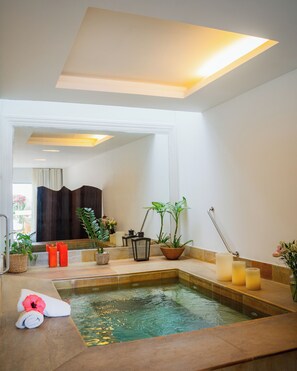 Sauna, hot tub, steam room, 2 treatment rooms, massages - Uni Boutique Hotel & SPA (Búzios)