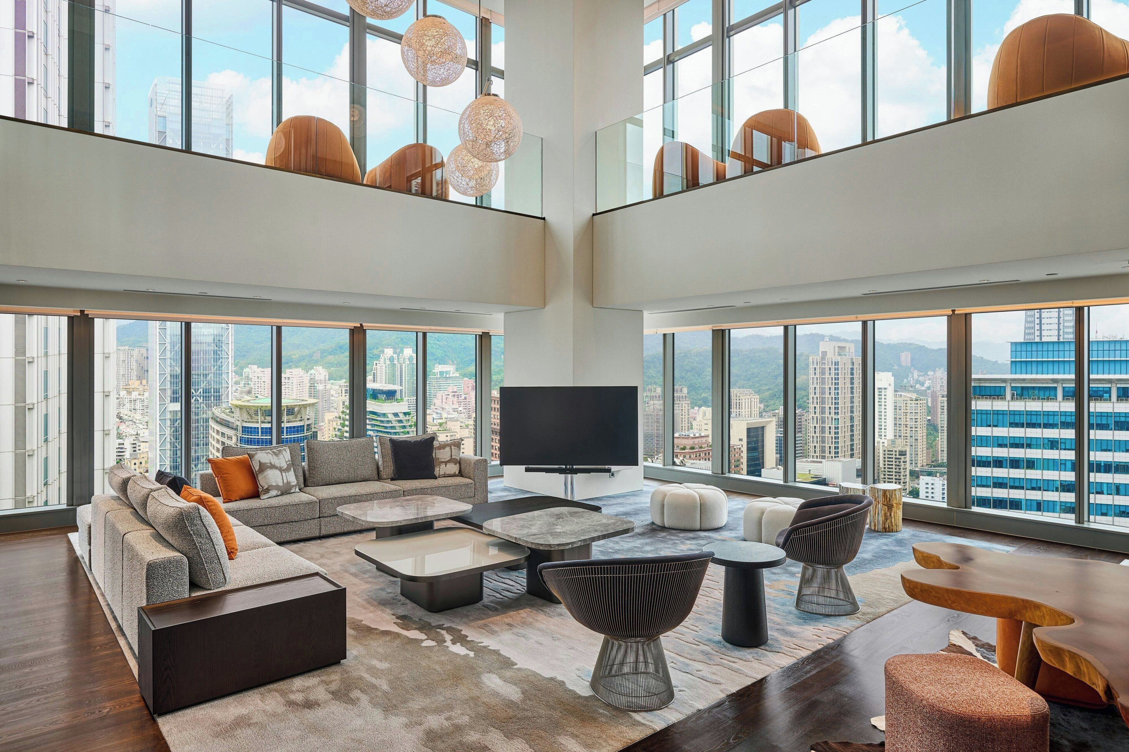 Minibar, in-room safe, desk, soundproofing