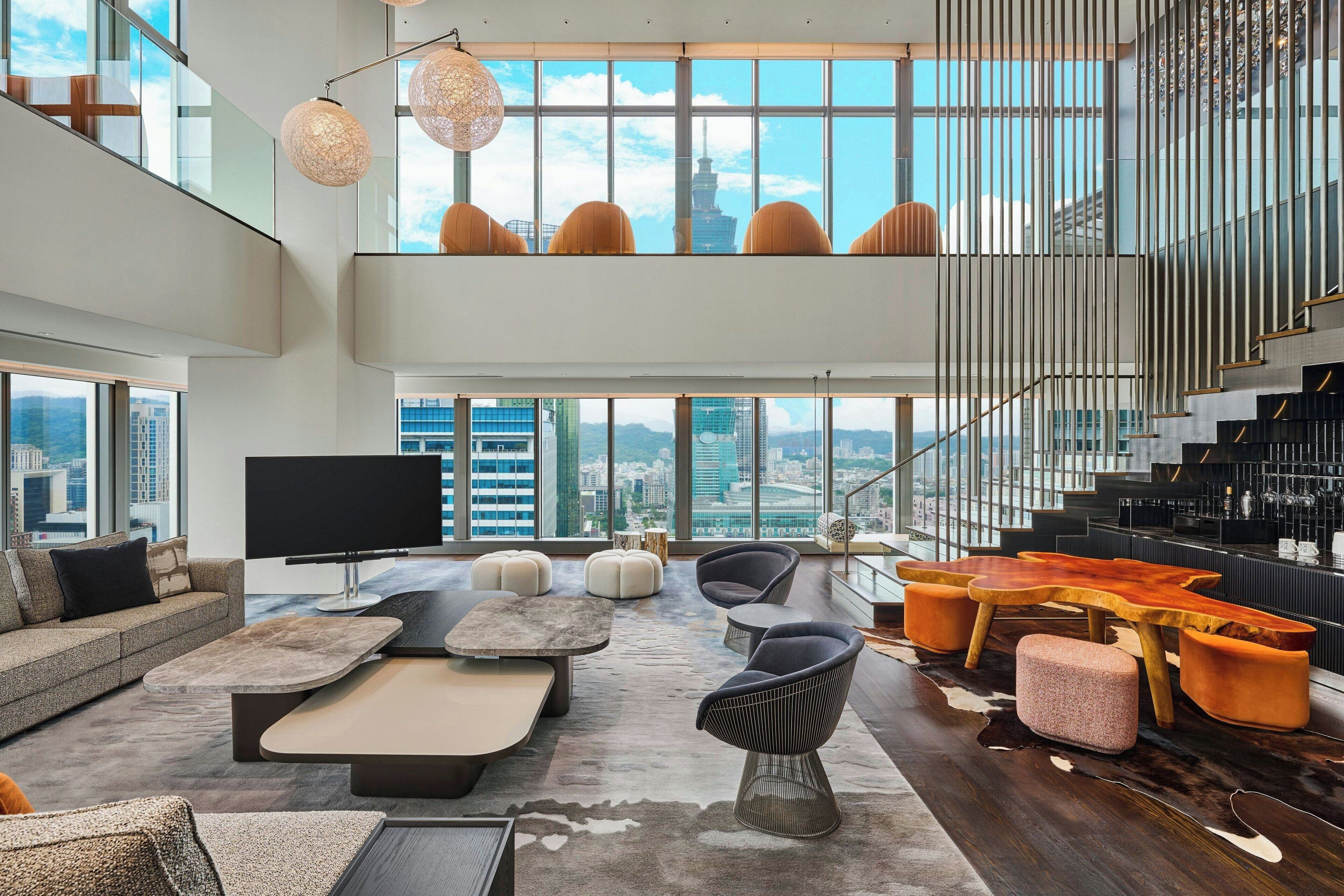 Minibar, in-room safe, desk, soundproofing