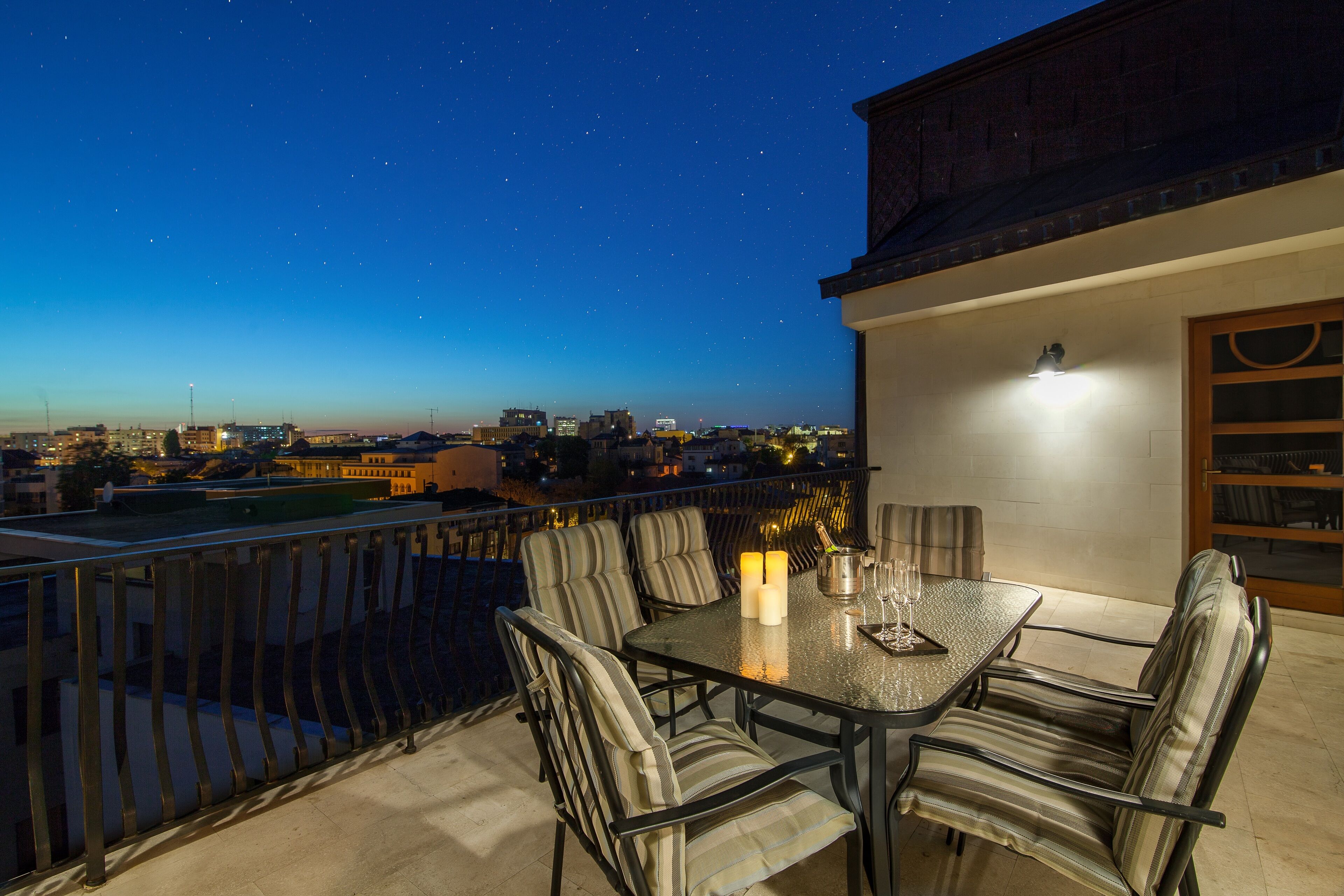 presidential suite (cismigiu vip suite) | balcony