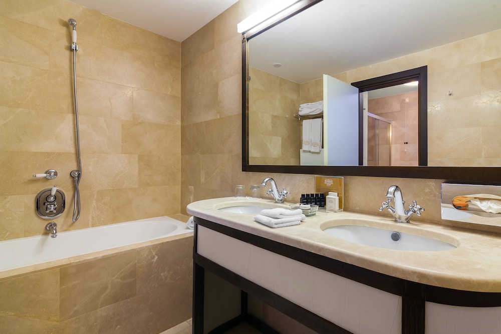 Epoque Hotel by null