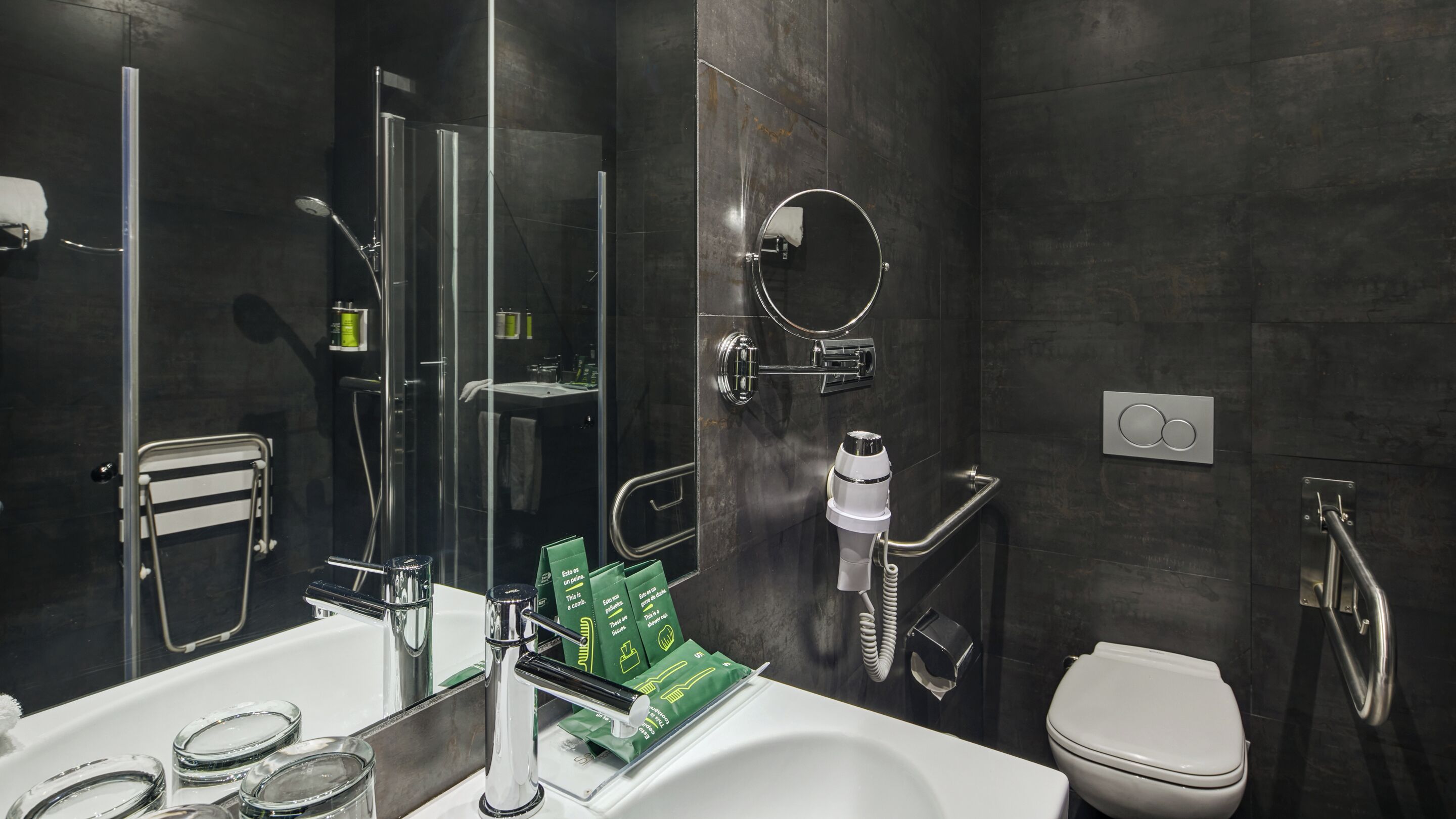 rainfall showerhead, free toiletries, hair dryer, bidet