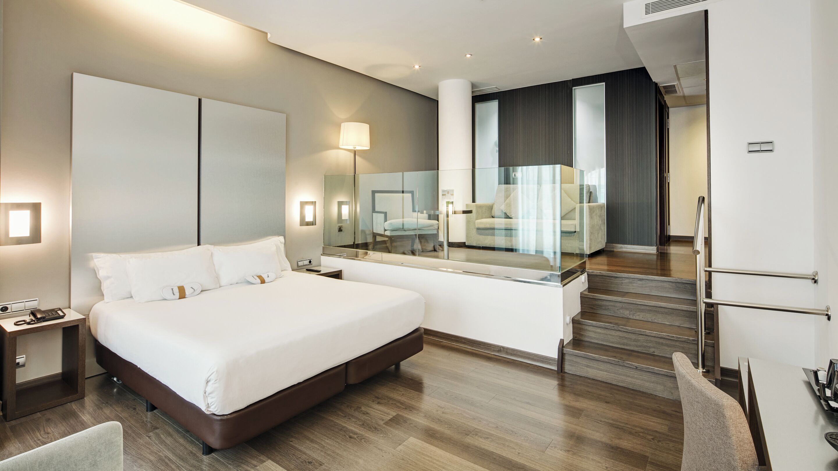 Habitació doble superior | Minibar, caixa forta a l&#x27;habitació, escriptori i cortines opaques 