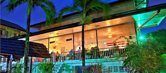 Eco Resort Inn