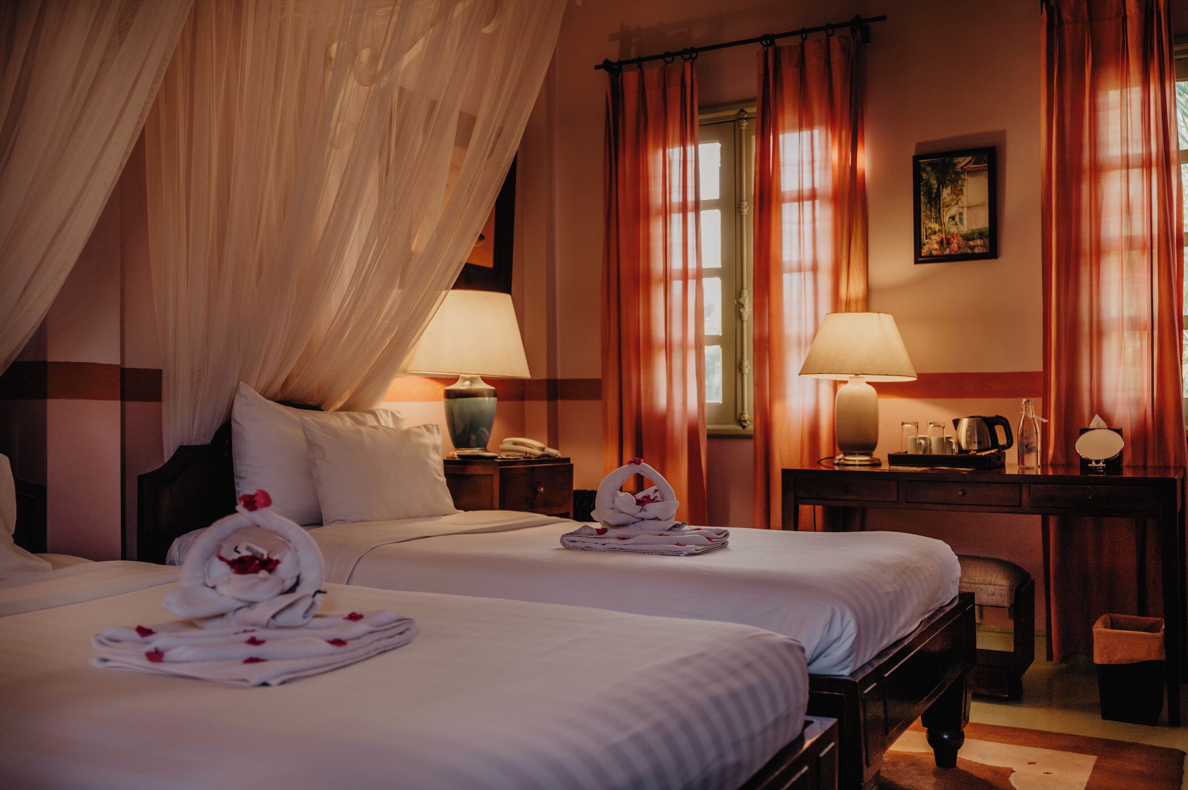 superior twin room | 1 bedroom, minibar, in-room safe, desk