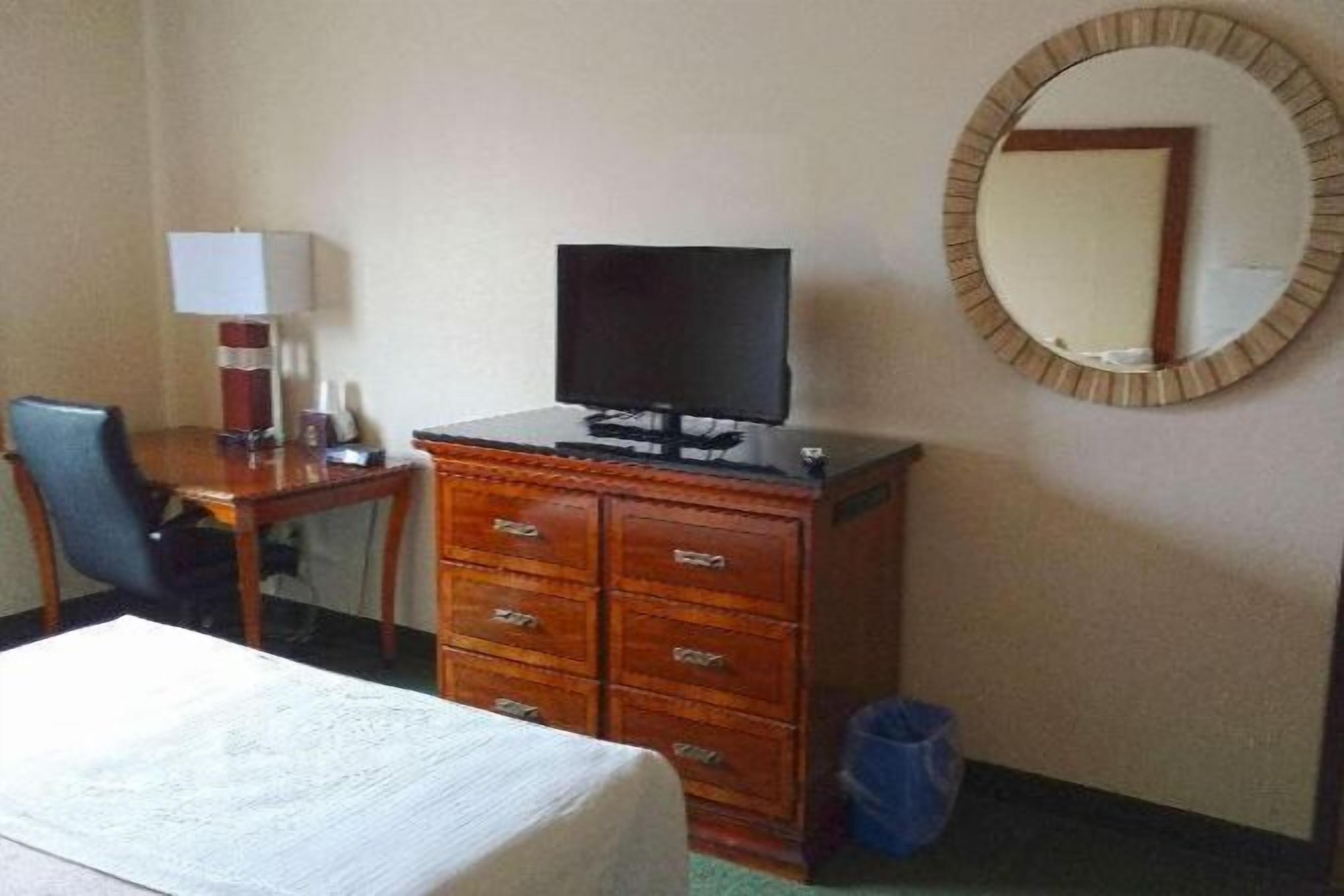 Desk, rollaway beds, free WiFi, bed sheets