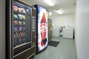 Vending machine - Americas Best Value Inn Zumbrota (Zumbrota)