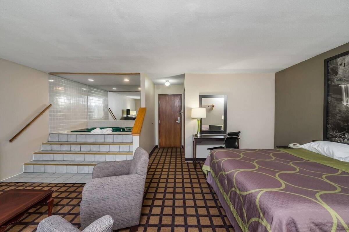 Desk, iron/ironing board, free WiFi, bed sheets