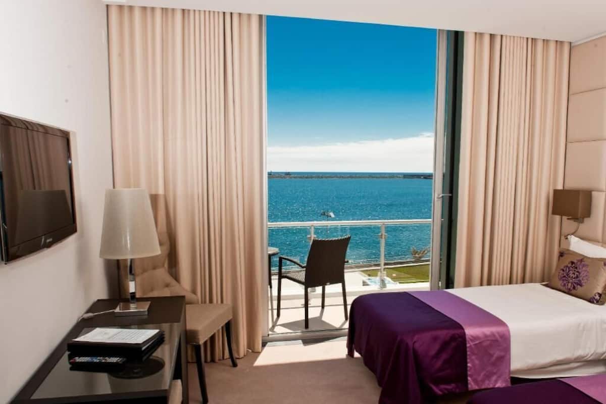 In-room safe, blackout drapes, soundproofing, iron/ironing board