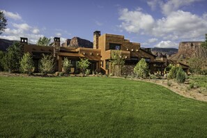 Exterior - Gateway Canyons Resort, A Noble House Resort (Gateway)