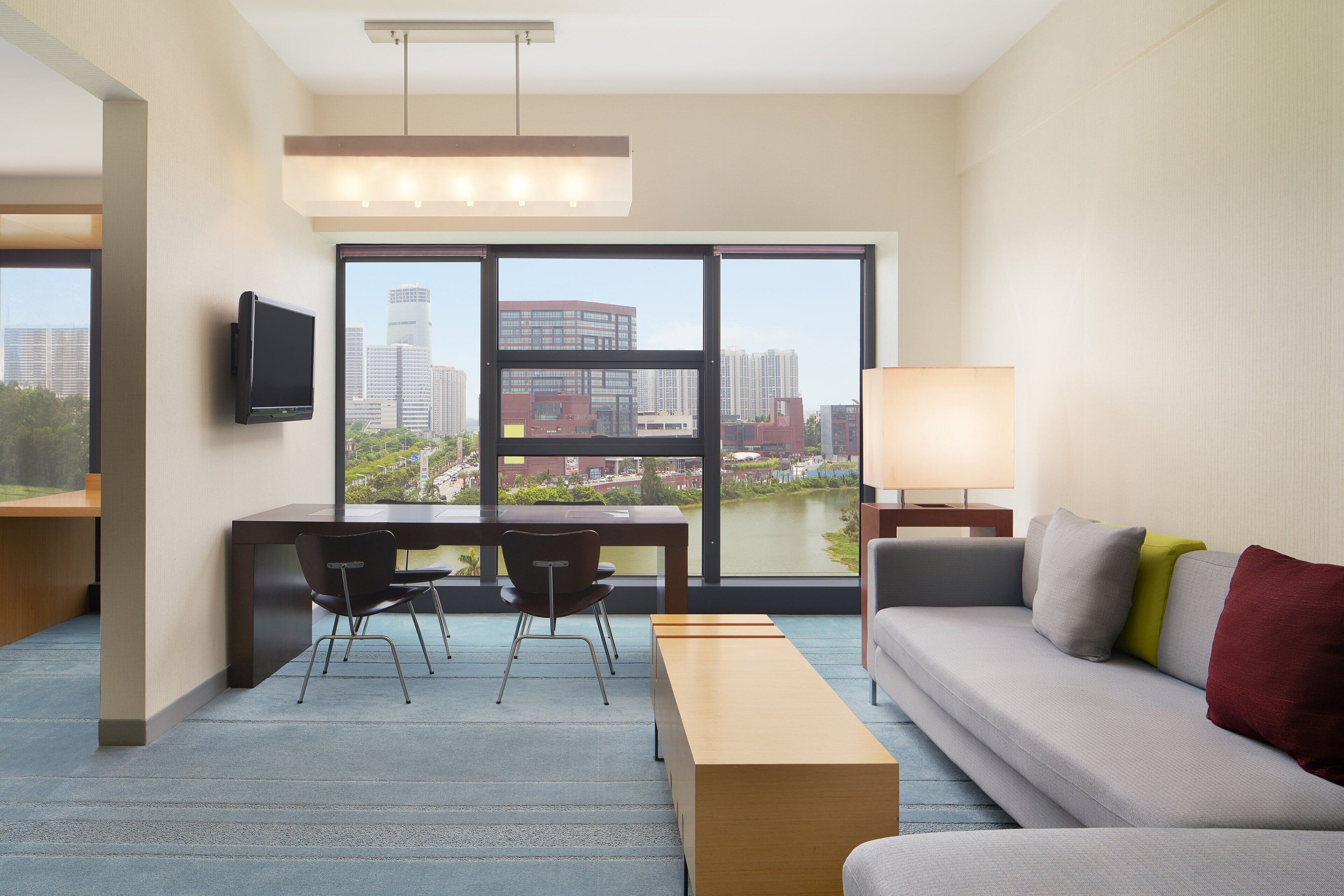 studio, 1 king bed | living room | 42-inch lcd tv with satellite channels, tv, ipod dock