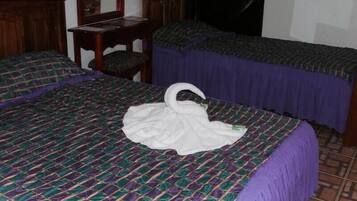 Down duvets, desk, free WiFi