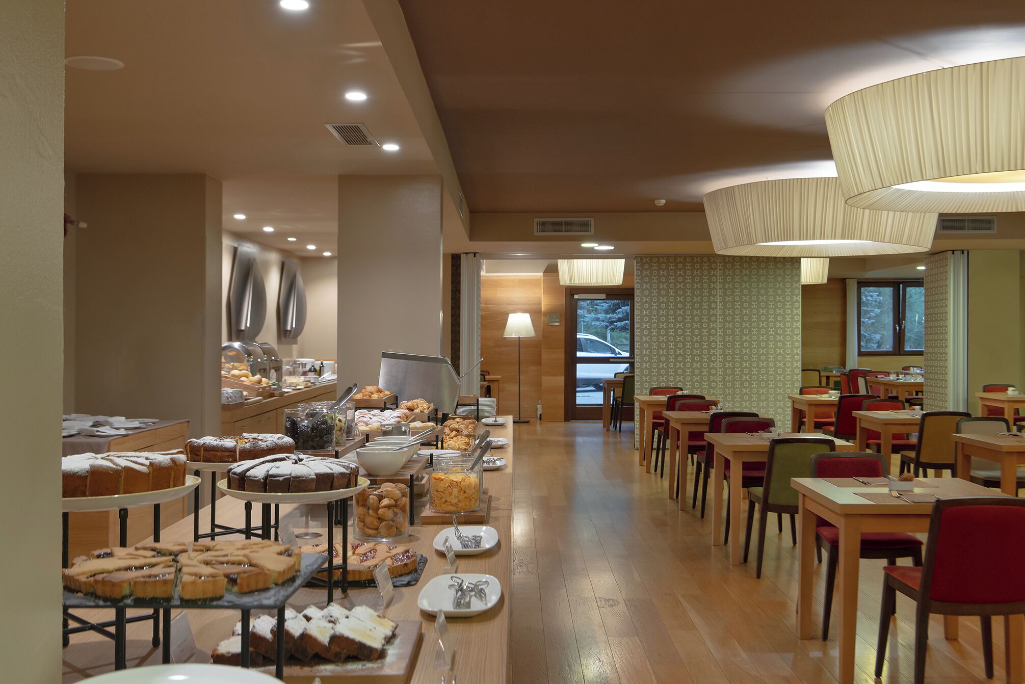 Tägliches inbegriffenes Frühstücksbuffet