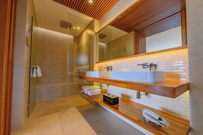 Love Ocean View Room - Adults Only  | Bathroom | Designer toiletries, hair dryer, bathrobes, slippers