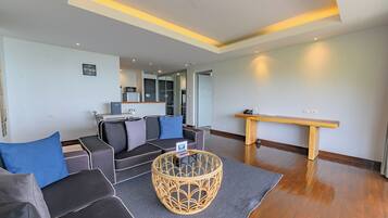 Wow Apartment | Living area | Flat-screen TV