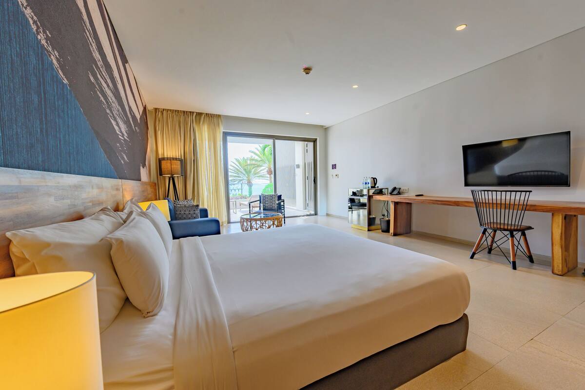 Love Garden View Room - Adults Only  | Caja de seguridad en la habitación y escritorio 