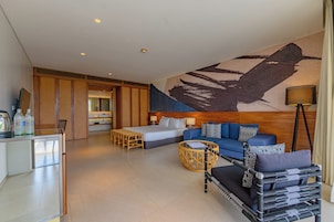 Love Ocean View Room - Adults Only  | Caja fuerte, escritorio, espacio para trabajar con un portátil