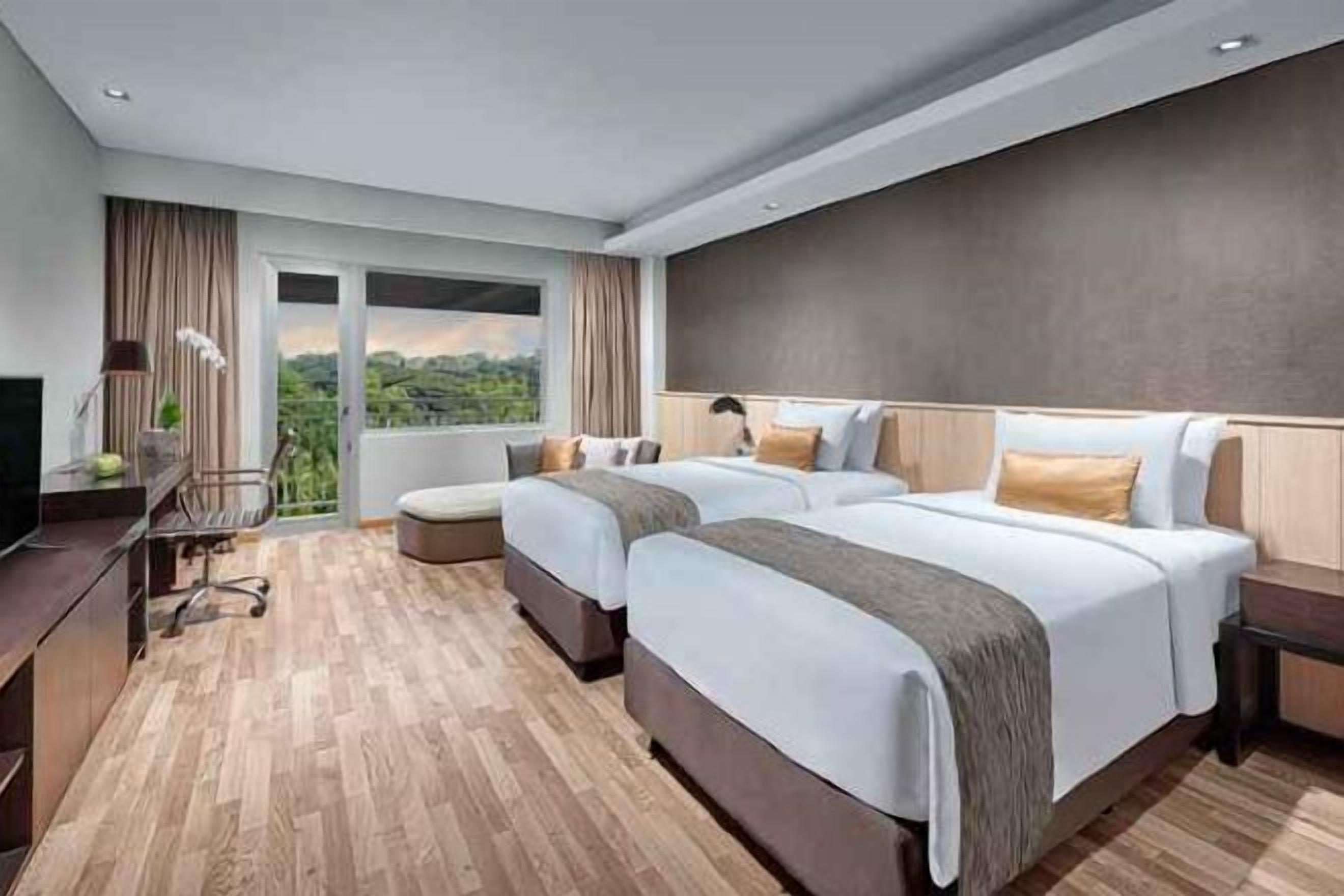 Coffres-forts dans les chambres, bureau, chambres insonorisées