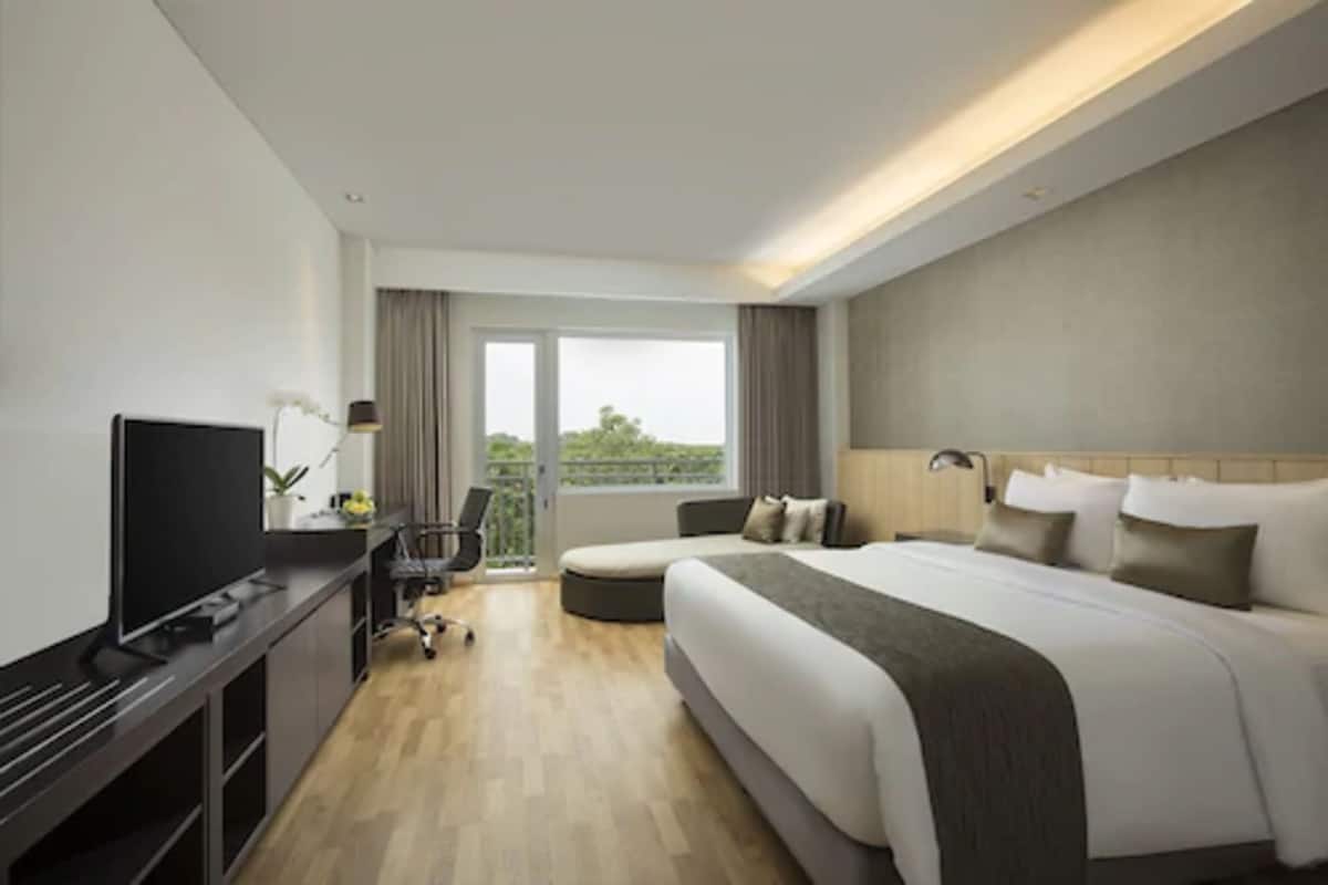 1 bedroom, in-room safe, desk, soundproofing