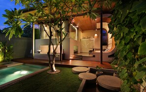 One Bedroom Villa Deluxe with Private Pool | Terrace/patio