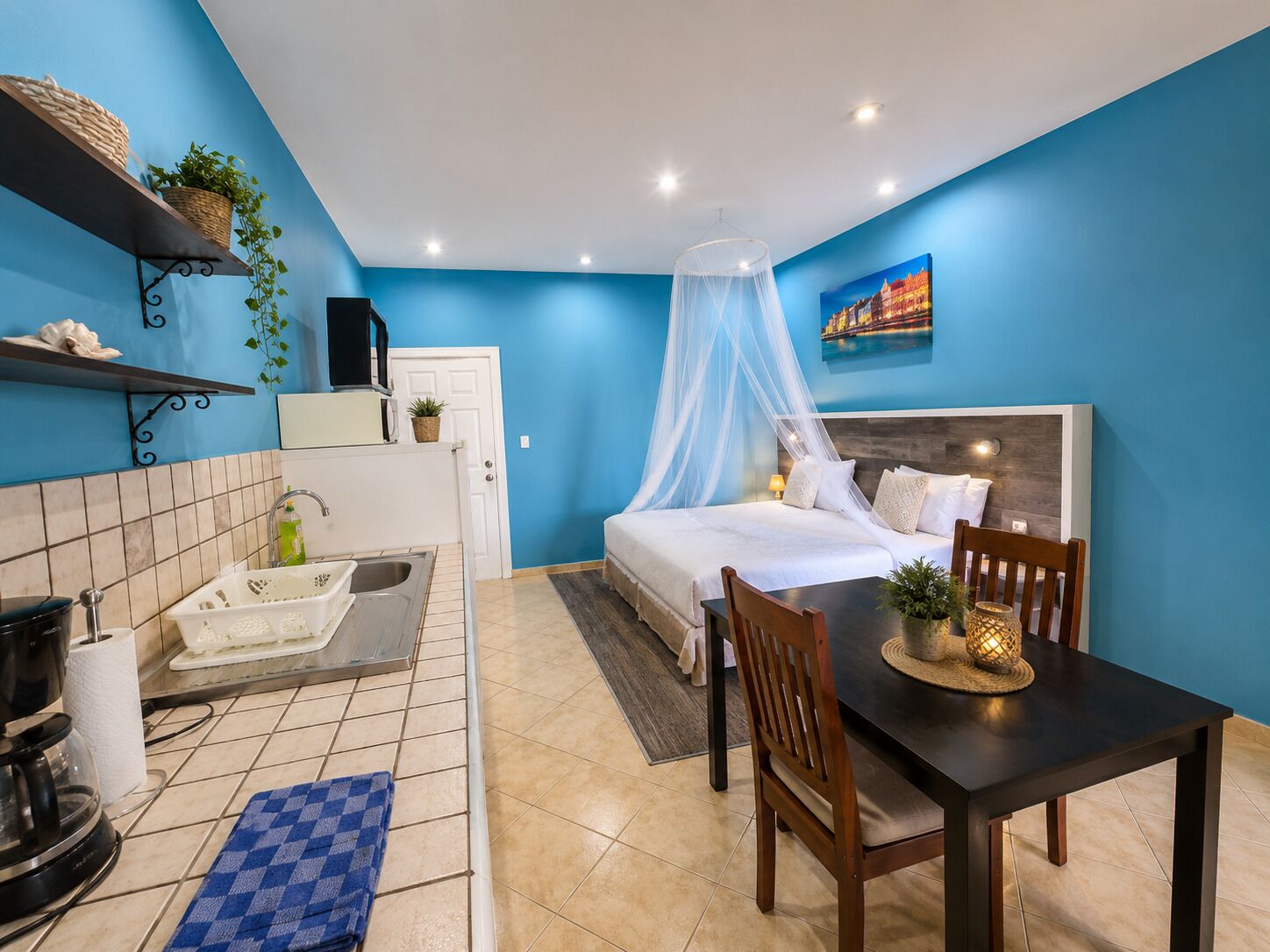 Comfort-Studio, Poolblick