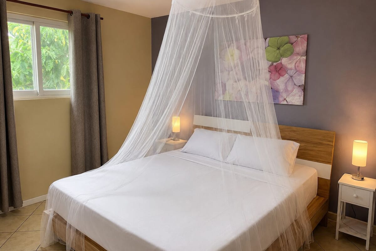 Standard Apartment | In-room safe, WiFi (free), bed sheets