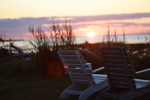 Exterior - Hotel La Roche Pleureuse (Isle aux Coudres)
