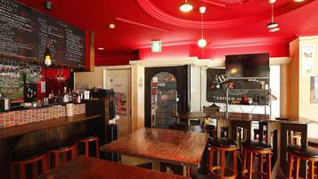 酒吧(店内)