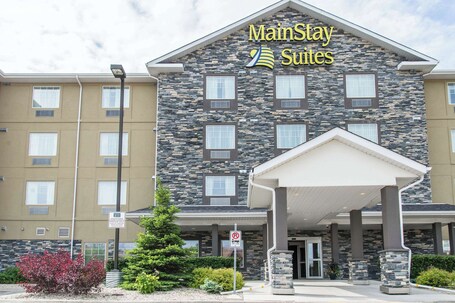 Mainstay Suites Winnipeg - Image 3
