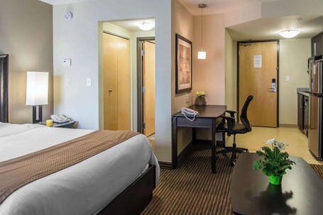 Mainstay Suites Winnipeg - Image 18
