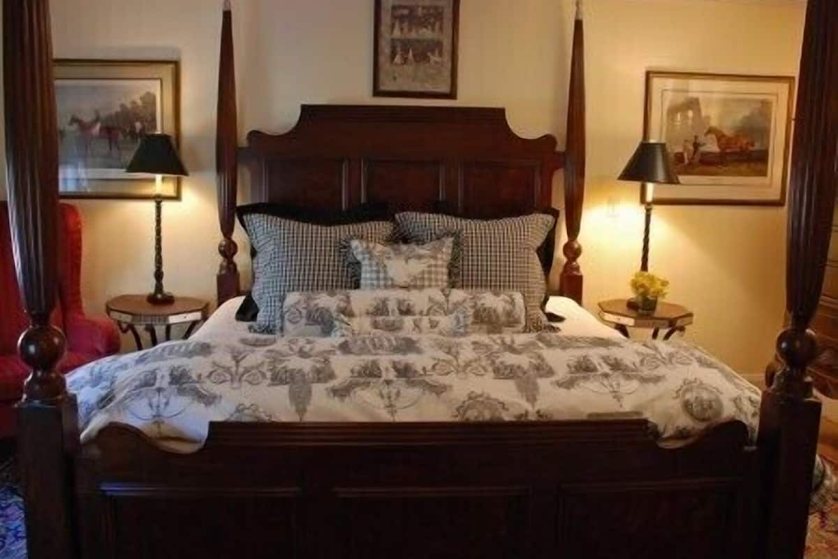 Premium bedding, individually decorated, individually furnished