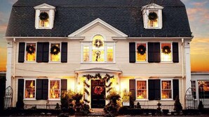 Unclassified image, 2 of 74, button - Bee and Thistle Inn (Old Lyme)