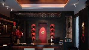 Check-in-/Check-out-Schalter