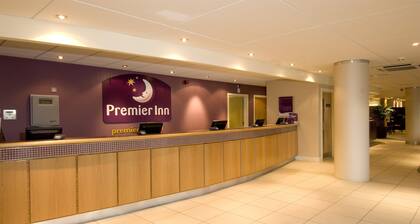 Premier Inn Manchester M56/J6 Runger Lane South