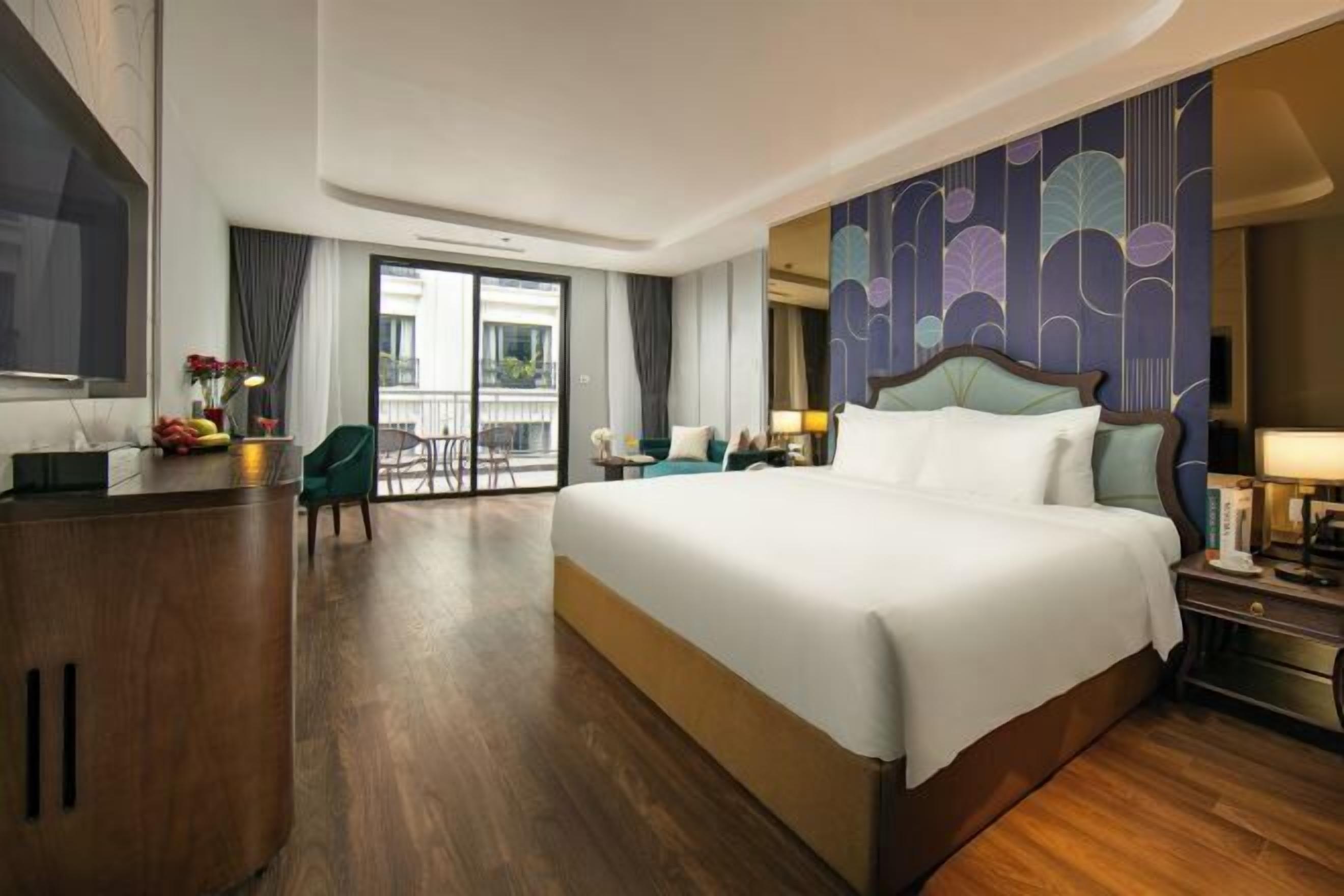 Ropa de cama hipoalergénica y minibar 