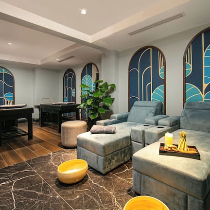 Body treatments, aromatherapy, hot stone massages, deep-tissue massages