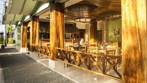 Restaurant - Hotel La Fortuna (La Fortuna)